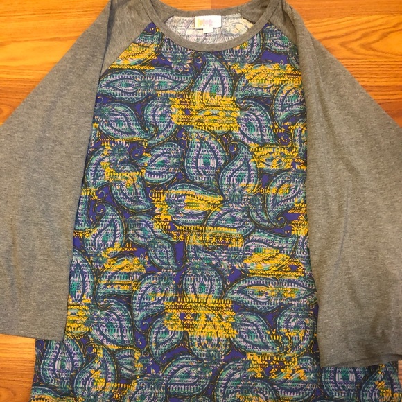 Lularoe XL Randy Top - Picture 2 of 4